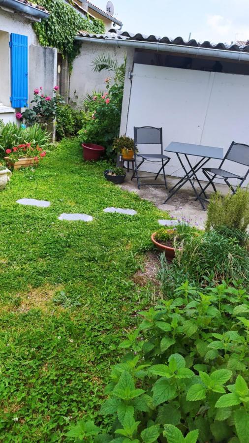 Le 5 Daire Guîtres Dış mekan fotoğraf